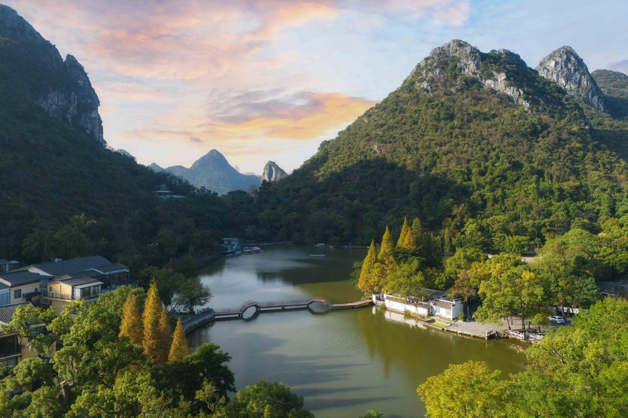 Guilin Heshe Lakeside Resort-Free Pick Up Service Stay Two Nights Ngoại thất bức ảnh
